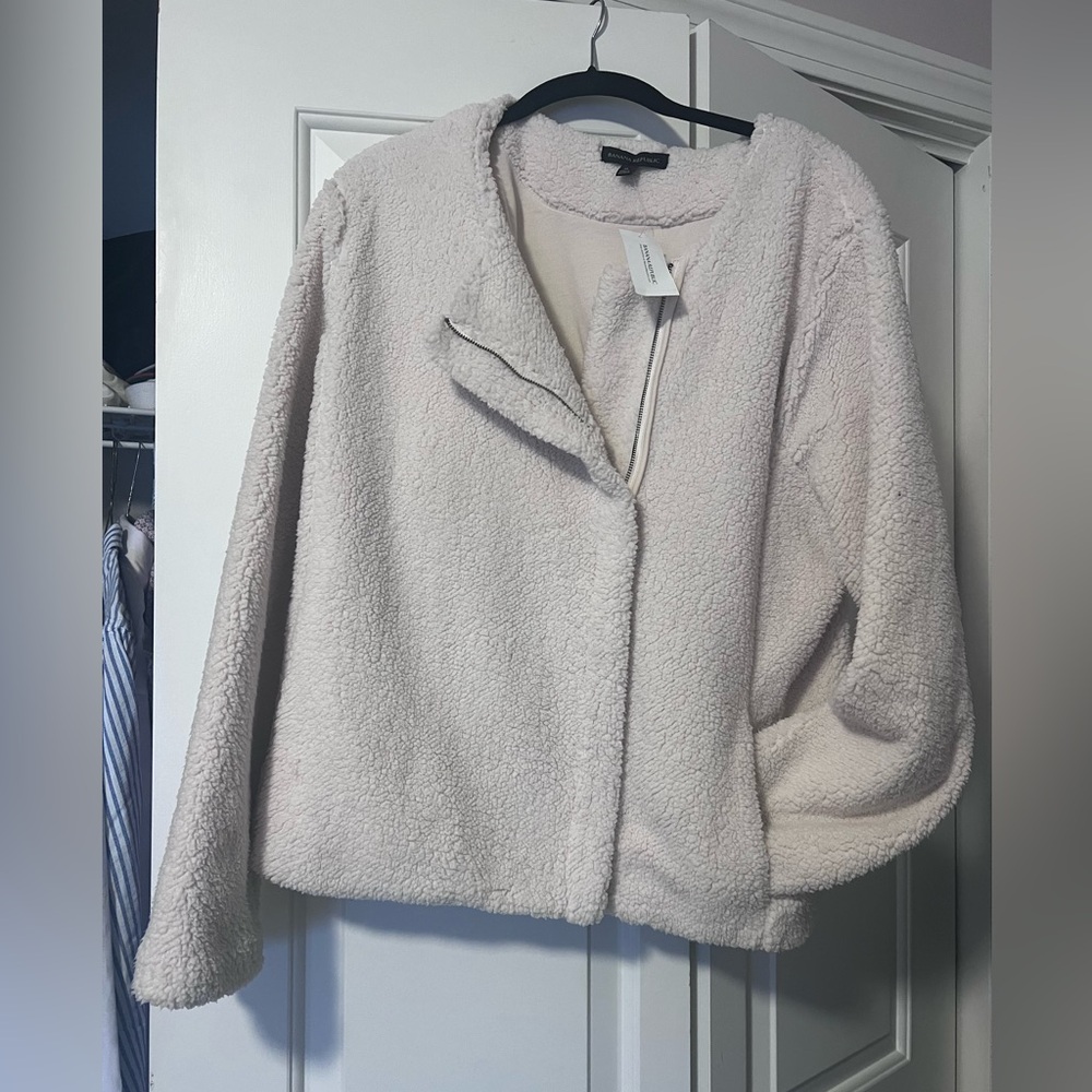 NWT New with Tags Banana Republic White Fleece Jacket Size XL
